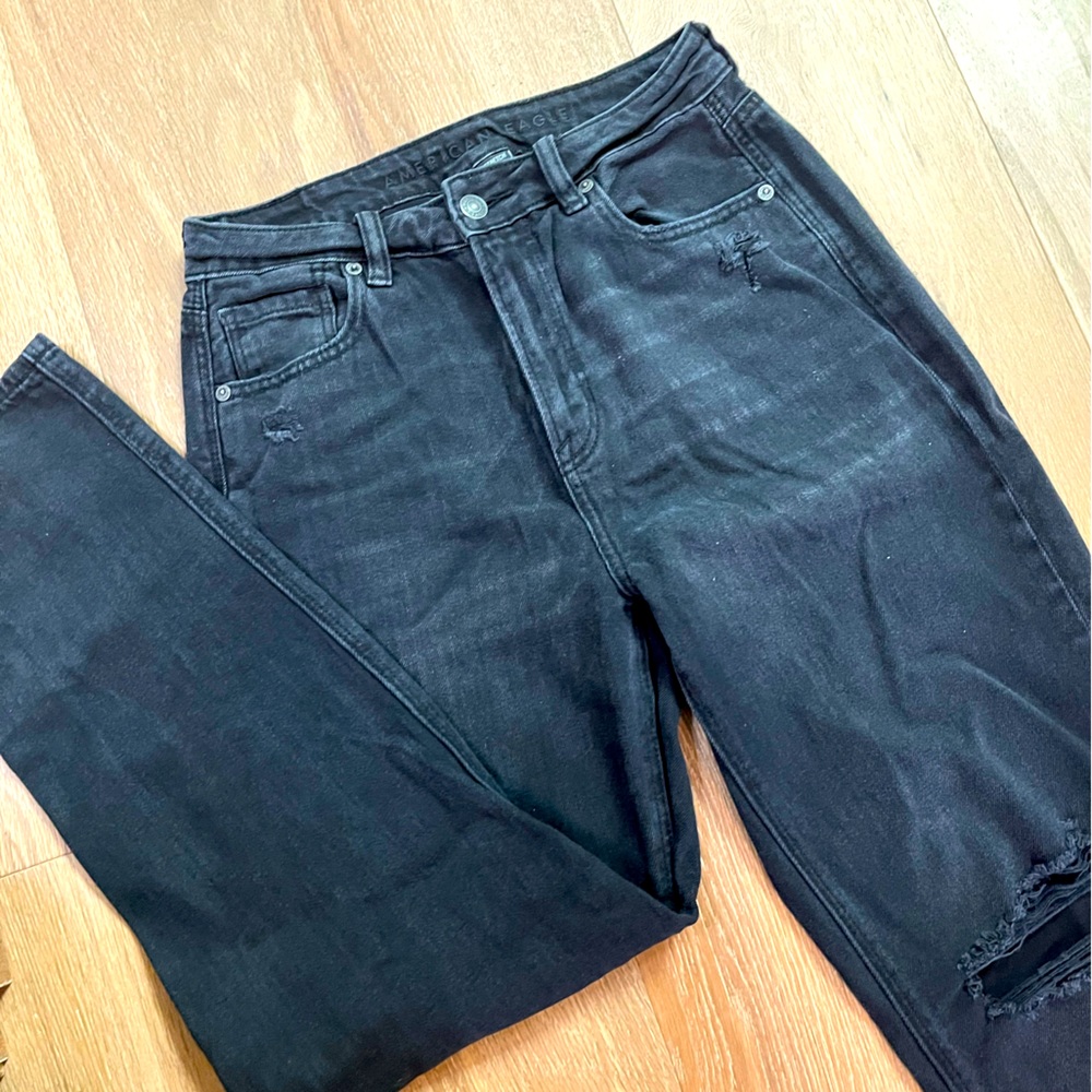 Women’s size 4 American Eagle Jeans